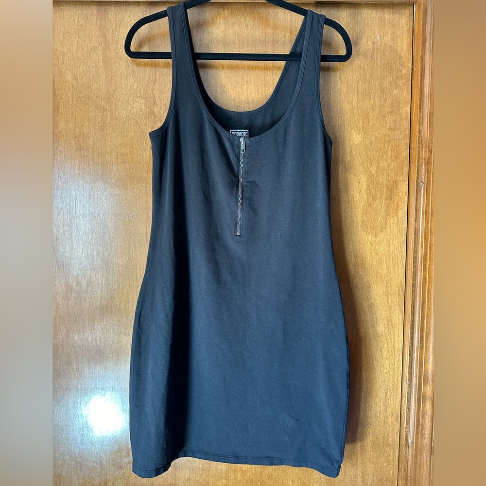 Victoria’s Secret PINK body con dress in black size large